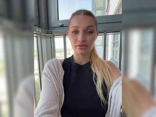 Manymoney1 webcam