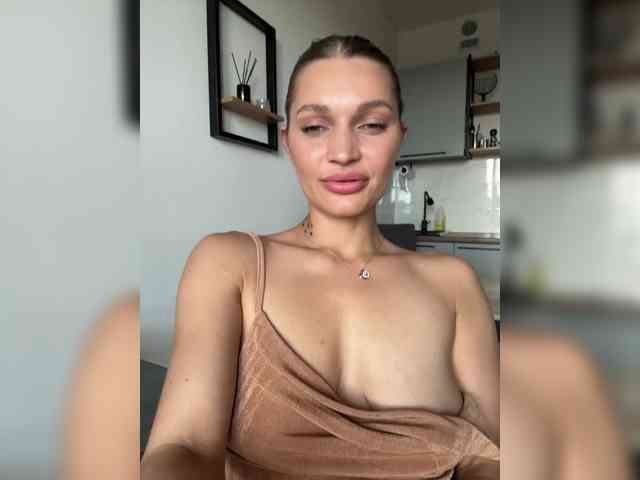 Manymoney1 webcam