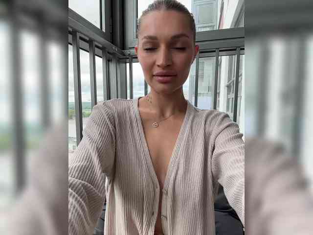 Manymoney1 webcam