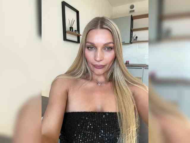 Manymoney1 webcam