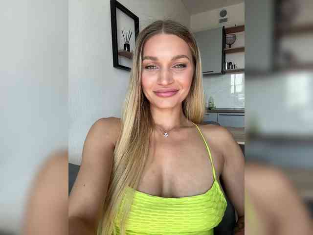 Manymoney1 webcam