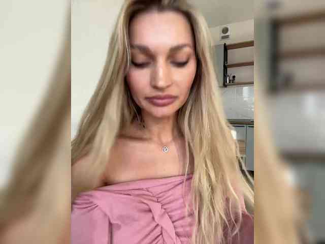 Manymoney1 webcam