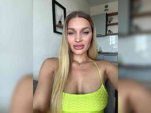 Manymoney1 webcam