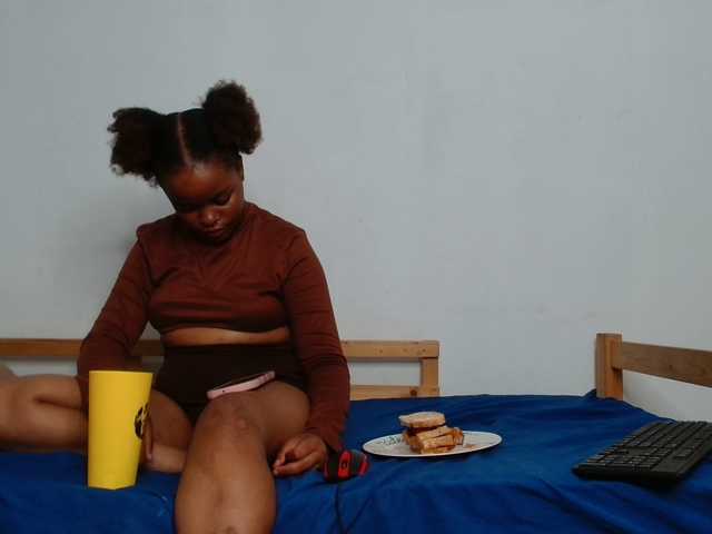 KinkyP696's BongaCams show and profile