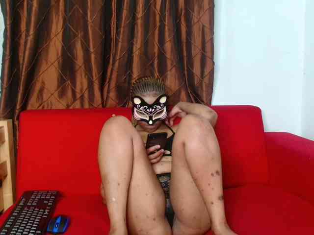 KinkyP696 webcam