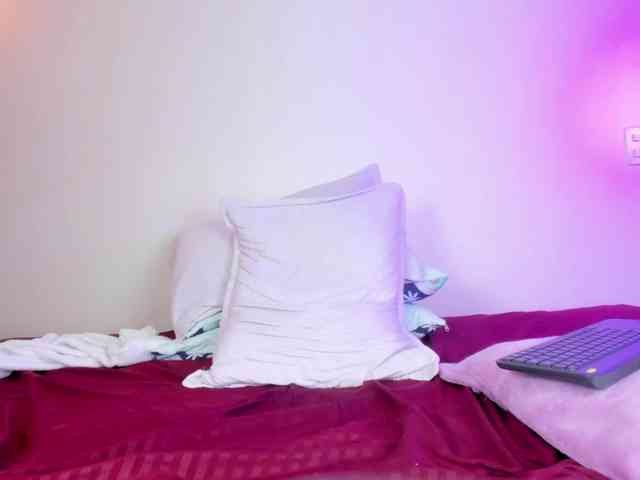 nahomys-kym Live Webcam on BongaCams