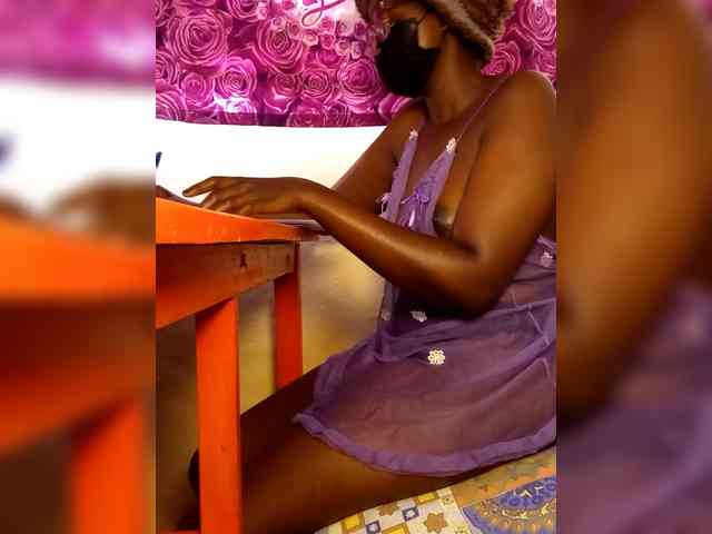 SPICYCHOCOLATEBABE SPICYCHOCOLATEBABE