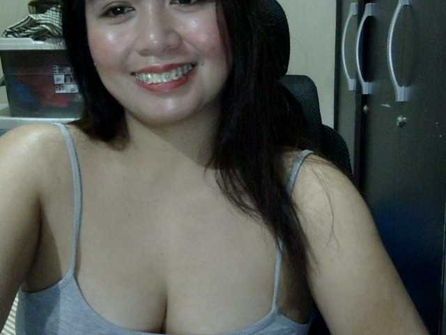 aubrey11 from BongaCams