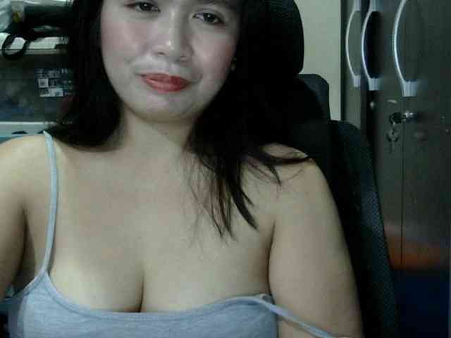 aubrey11 Live Webcam on BongaCams