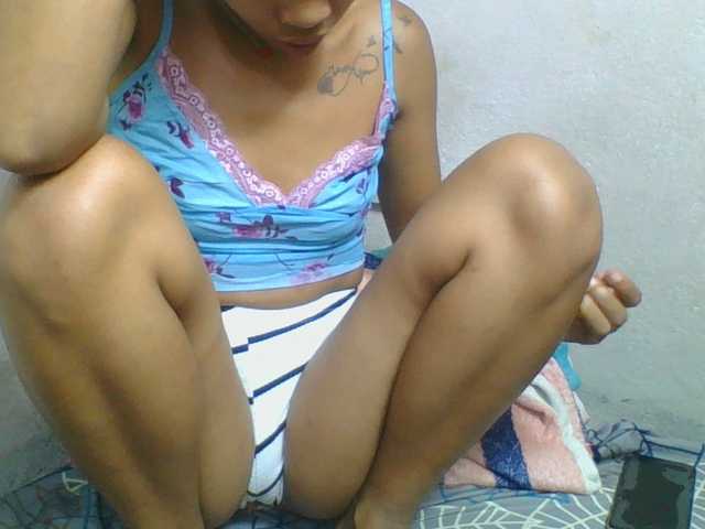 Bayranshsexy, une amatrice française avec qui discuter et avoir du sexe