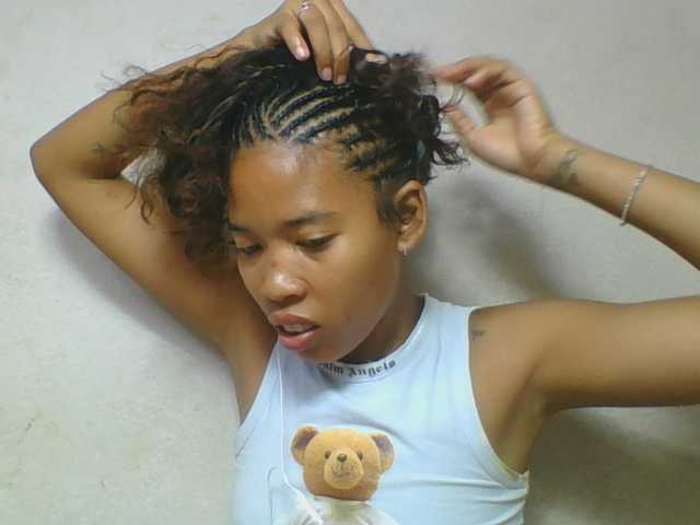 Bayranshsexy's BongaCams show and profile