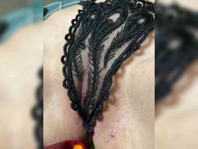 qwerty95777-1 webcam