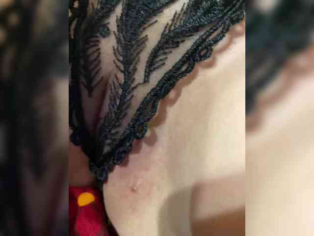 qwerty95777-1 webcam