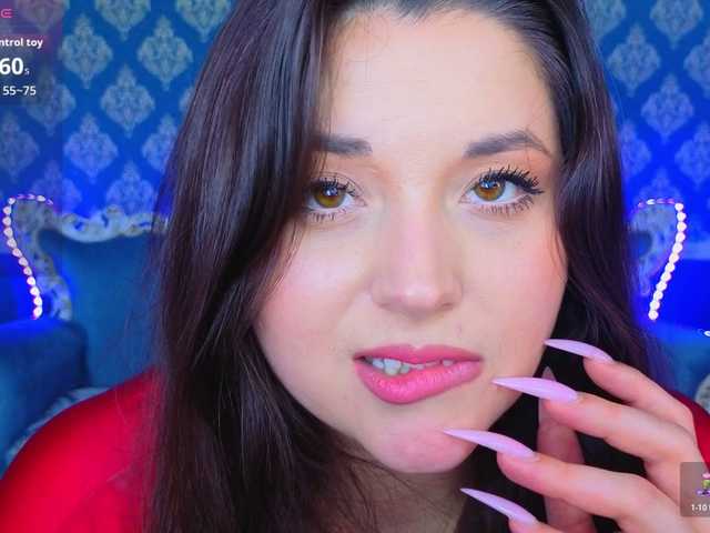 AfinaLin's BongaCams show and profile