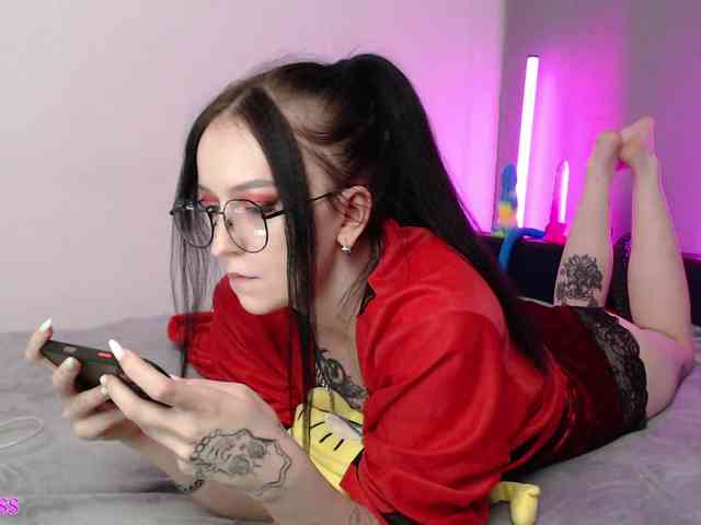 krisskiss21 webcam
