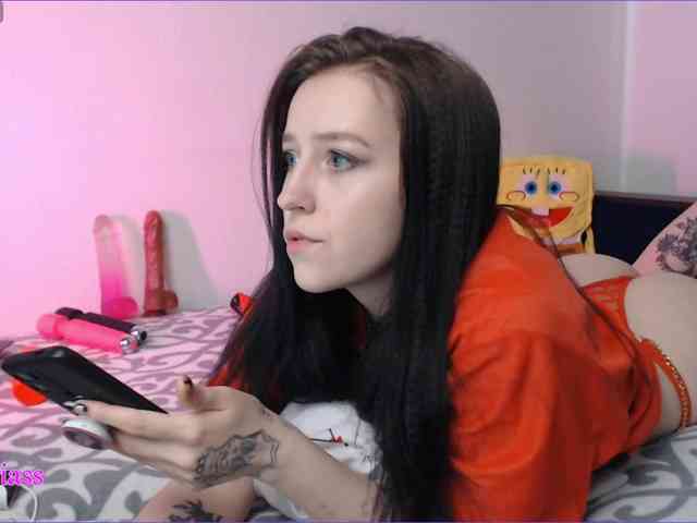 krisskiss21 webcam