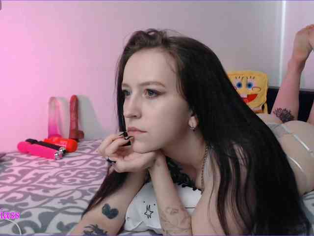 krisskiss21 webcam