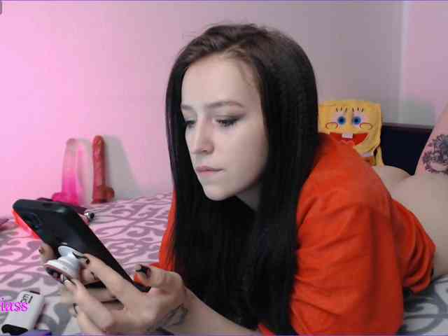 krisskiss21 webcam