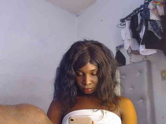 Chocolatesexy45 Live Webcam on BongaCams