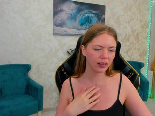 Strawberrye Porn Show