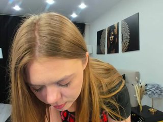 Strawberrye Porn Show