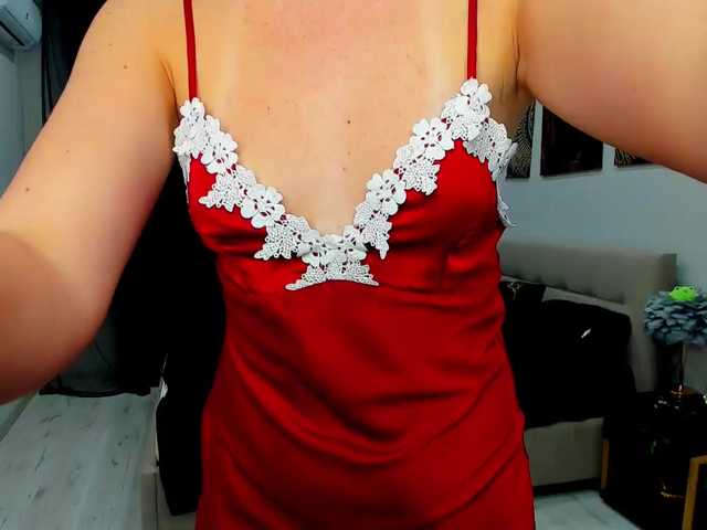 Strawberrye's BongaCams show and profile