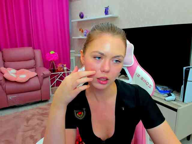 Strawberrye webcam