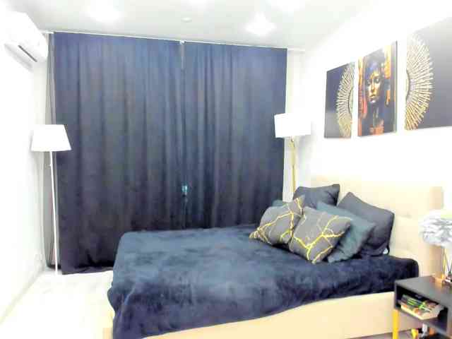 Strawberrye Live Webcam on BongaCams