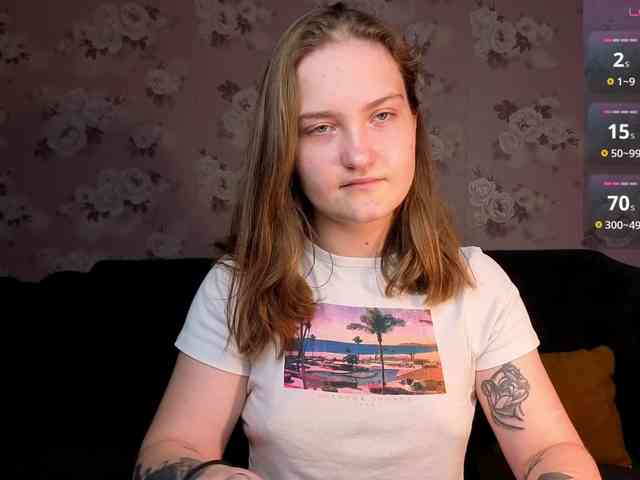 linadevine webcam