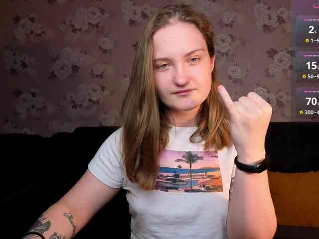linadevine webcam