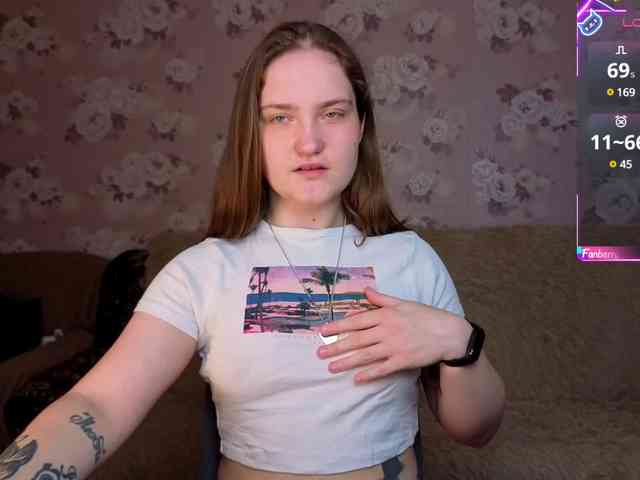linadevine webcam