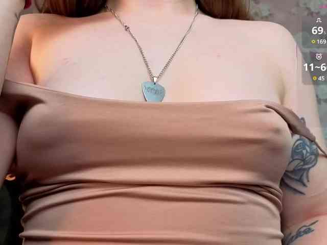 linadevine webcam