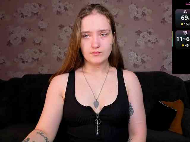 linadevine webcam
