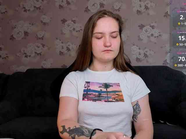 linadevine webcam