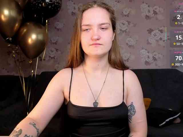linadevine webcam