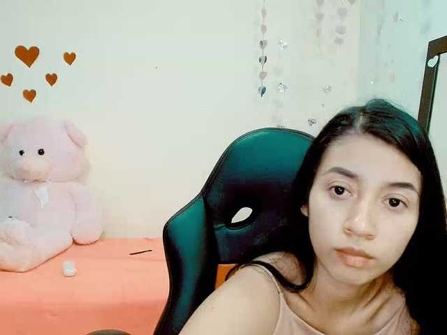 sofilopez webcam bongacams model stream image