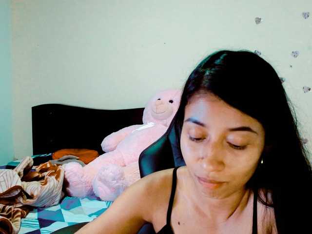 sofilopez webcam bongacams model stream image