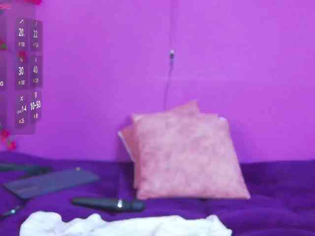lunaalove webcam