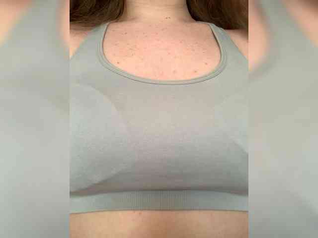 yana_top_queen webcam