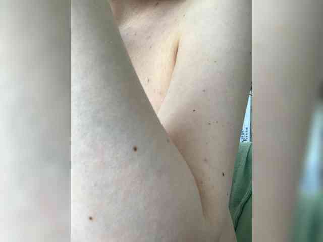 yana_top_queen webcam