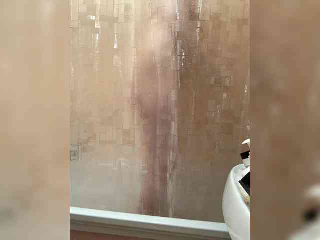 yana_top_queen webcam