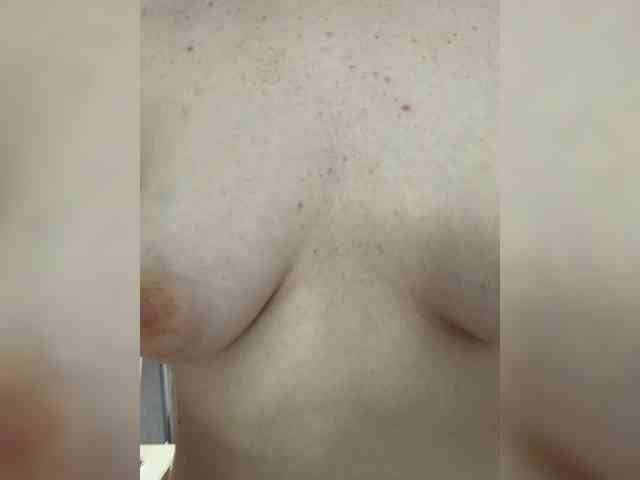 yana_top_queen webcam