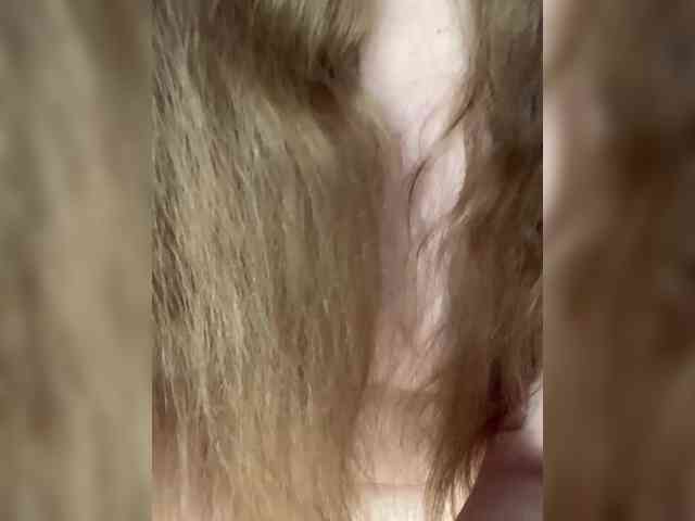 yana_top_queen webcam