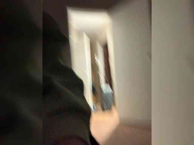 yana_top_queen webcam