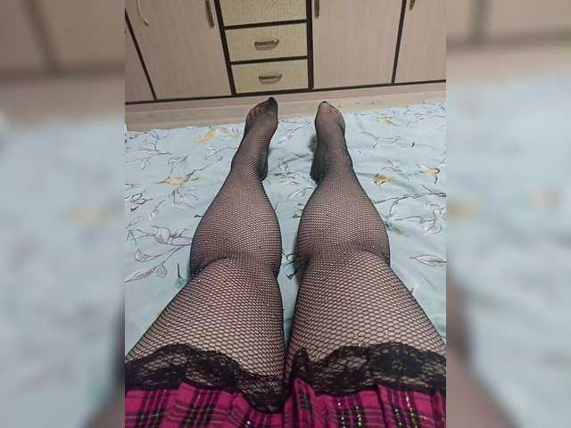 Lyubov96q's BongaCams show and profile