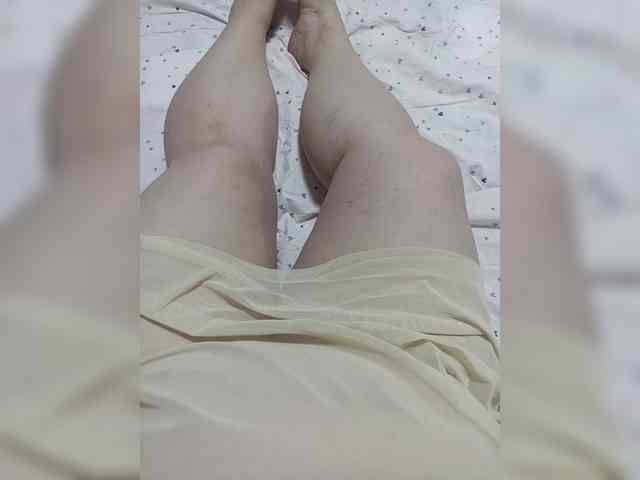 Lyubov96q webcam