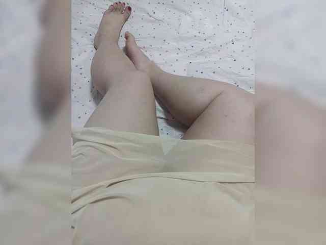 Lyubov96q webcam