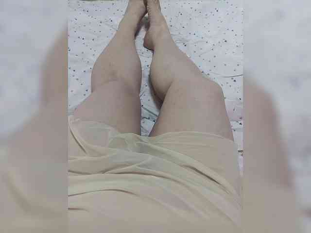 Lyubov96q webcam