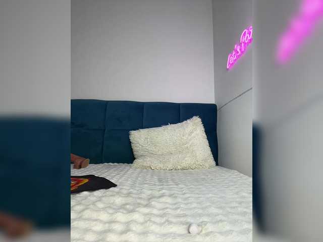 Zoluszka's BongaCams show and profile