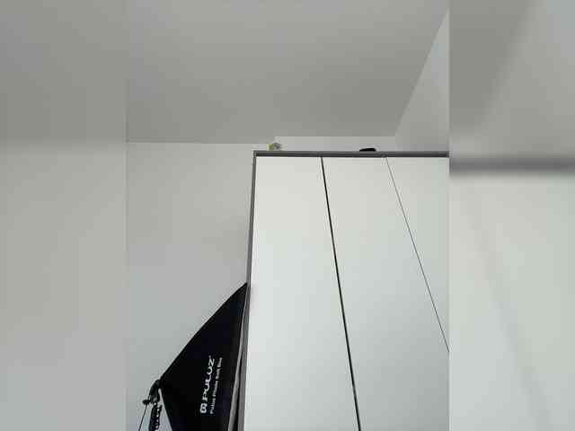 Mystique_Rose webcam